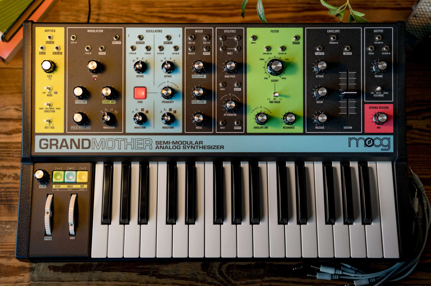 Moog Grandmother